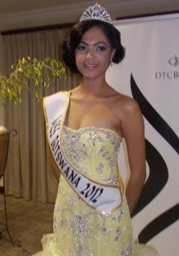 Hoa hậu hoàn vũ Botswana 2012 Tapiwa Anna-Marie Preston sẽ là người đại diện cho nước này tham dự cuộc thi Hoa hậu thế giới 2012.